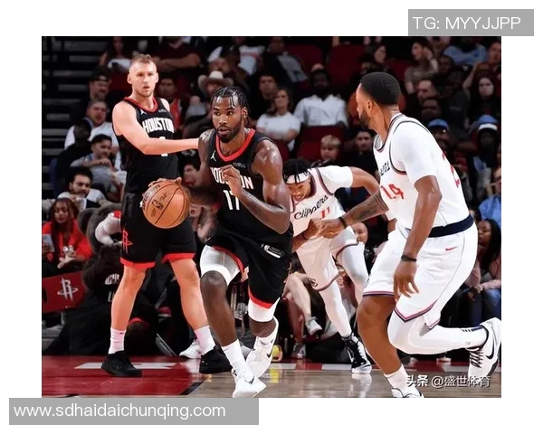 快船与爵士对决胜分差分析及比赛关键因素探讨 快船与爵士对决胜分差分析及比赛关键因素探讨