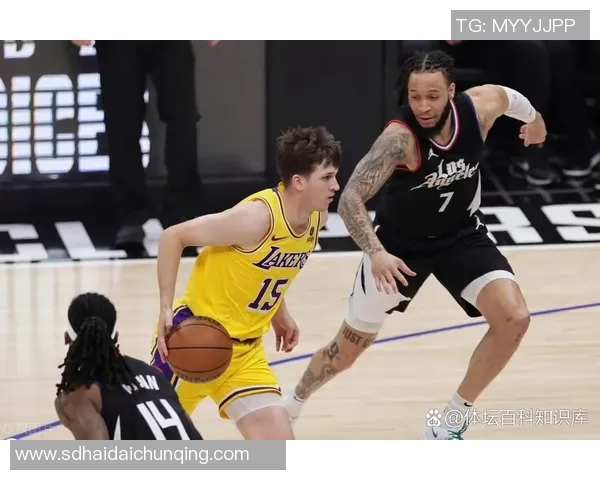 湖人快船季前赛精彩集锦回顾展现篮球对决的激情与魅力 湖人快船季前赛精彩集锦回顾展现篮球对决的激情与魅力